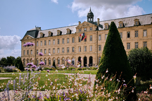 Coursier Caen